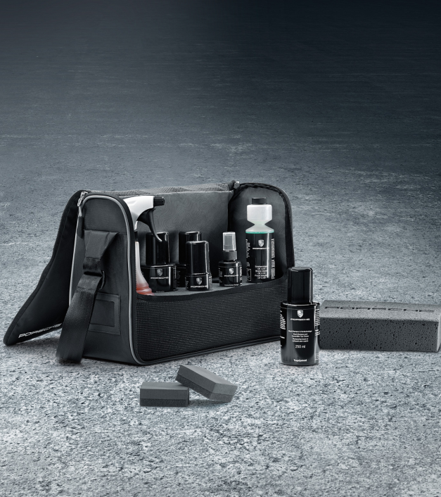 Automobilio priežiūros priemonių krepšys