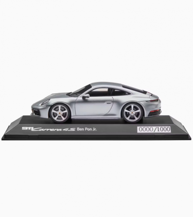 Porsche 911 Carrera 4S (992) 1:43