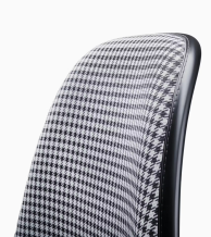 Pepita kolekcijos riboto leidimo kėdė plastikine nugarėle