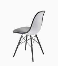 Pepita kolekcijos riboto leidimo kėdė plastikine nugarėle