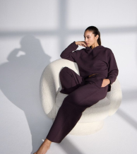 Q4 Studio Džemperis su gobtuvu – Blackberry