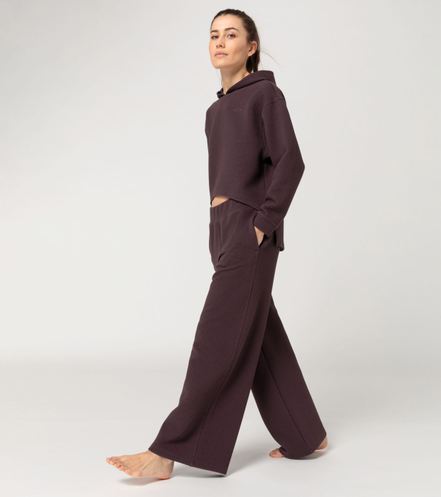 Q4 Studio Džemperis su gobtuvu – Blackberry