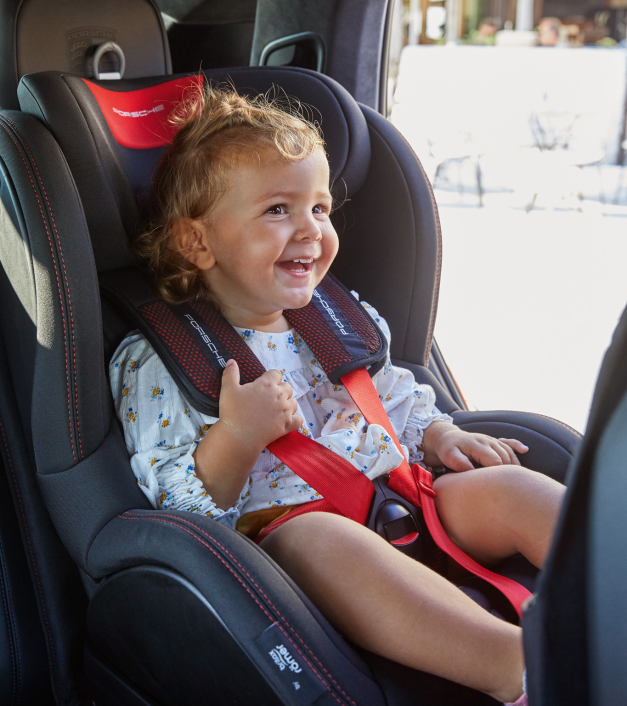 Porsche automobilinė kėdutė vaikams (Kids i-Size)