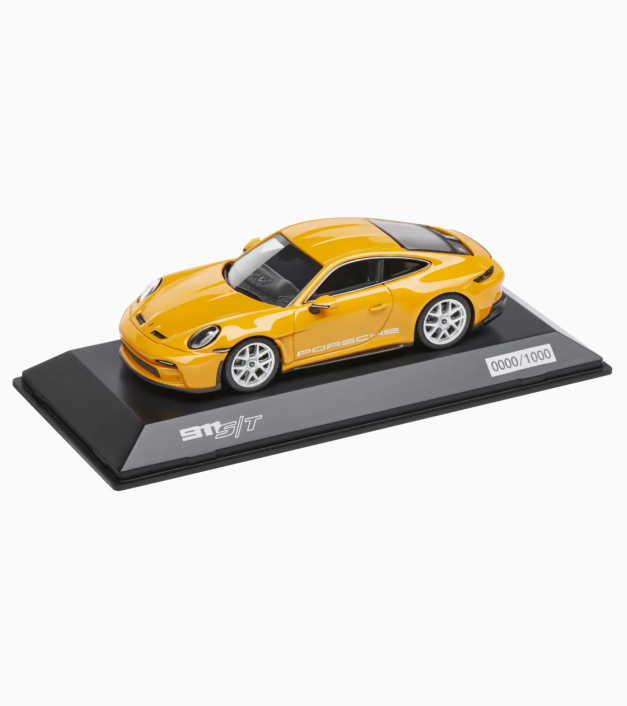Porsche 911 S/T (992)  1:43