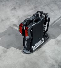 Gale tvirtinamas dviračių laikiklis