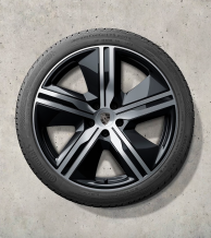 22 colių „Macan“ išskirtinio dizaino žieminių ratlankių ir padangų komplektas, dažytas juodai (blizgus)