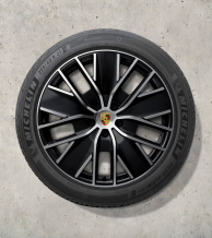 21 colio „Macan“ dizaino žieminių ratlankių ir padangų komplektas, dažytas juodai (blizgus)