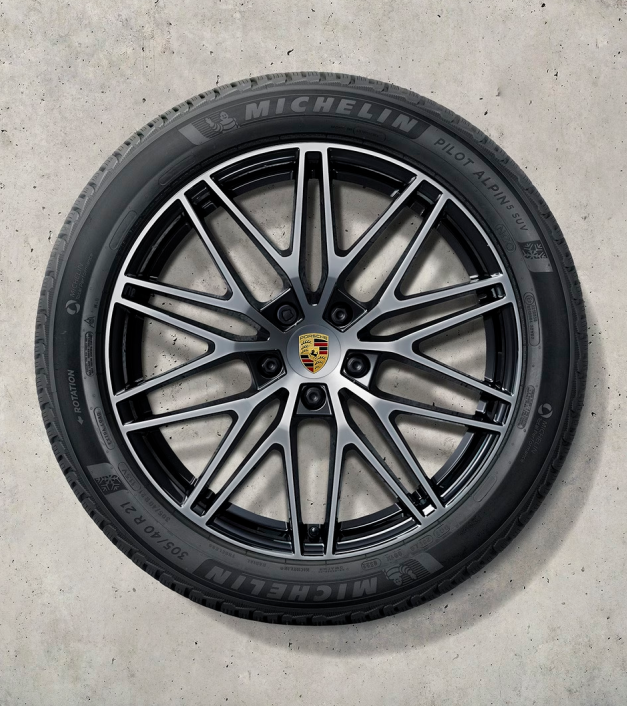 21 colio RS Spyder dizaino ratlankių ir žieminių padangų komplektas Porsche Cayenne modeliams