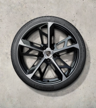 21 colio „Cross Turismo“ dizaino žieminių ratlankių ir padangų komplektas, dažytas juodai (blizgus)