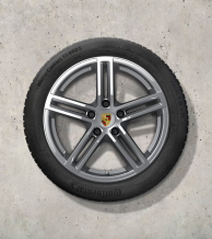 19 colių „Panamera“ žieminių ratlankių ir padangų komplektas