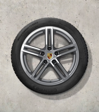 19 colių „Panamera“ žieminių ratlankių ir padangų komplektas