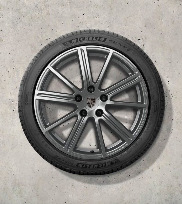 20 colių „Panamera Turbo“ žieminių ratlankių ir padangų komplektas, dažytas Adamantium spalva