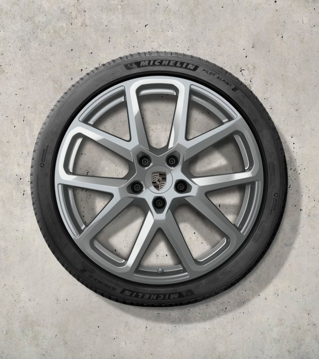 21 colio „Panamera SportDesign“ žieminių ratlankių ir padangų komplektas