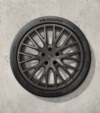 21 colio „Panamera Exclusive Design“ žieminių ratlankių ir padangų komplektas, dažytas „Turbonite“ spalva