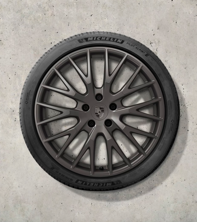 21 colio „Panamera Exclusive Design“ žieminių ratlankių ir padangų komplektas, dažytas „Turbonite“ spalva