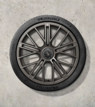 21 colio „Panamera Turbo S“ žieminių ratlankių ir padangų komplektas, su centriniu ratų užraktu, dažytas „Turbonite“ spalva