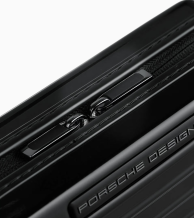 Roadster - kietas daugiafunkcis dėklas