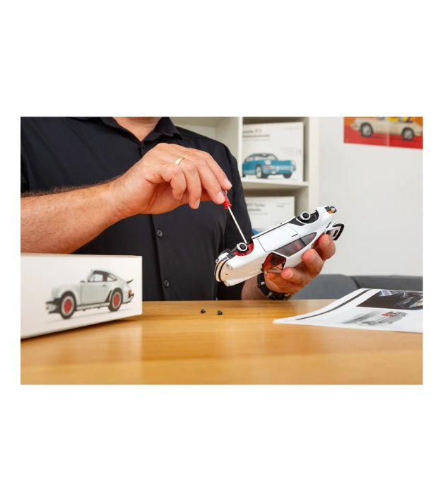 Porsche advento kalendorius – 911 Turbo modelio rinkinys