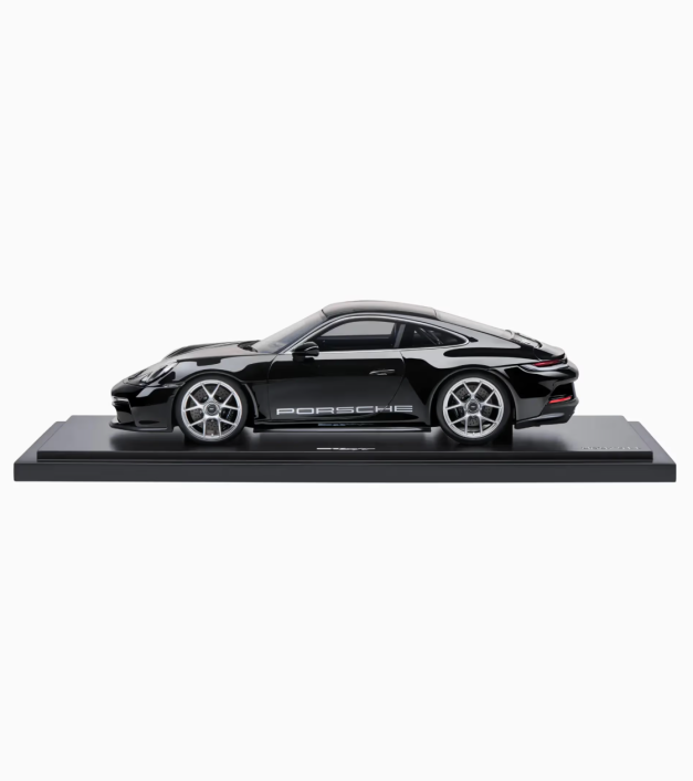 Porsche 911 S/T (992) 1:18