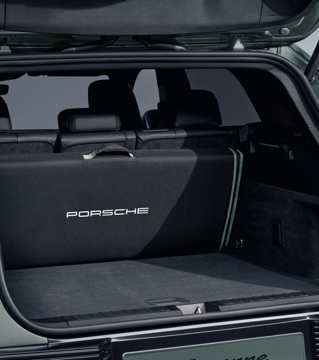 Porsche Cayenne Electric sulankstoma bagažinės apsauga