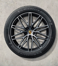 21 colio „RS Spyder Design“ žieminių ratų ir padangų komplektas