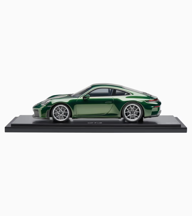 Porsche 911 GT3 with Touring Package (992.2) - riboto leidimo modelis